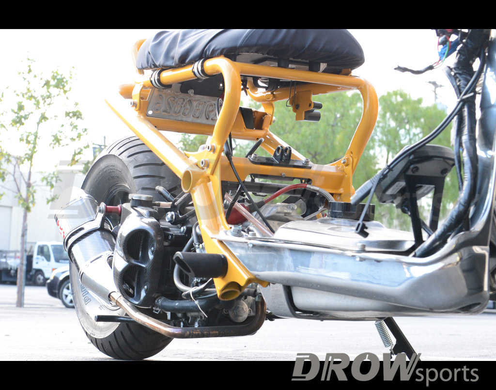 DROWSports Honda Ruckus Carbon GTO Radiator Scoop