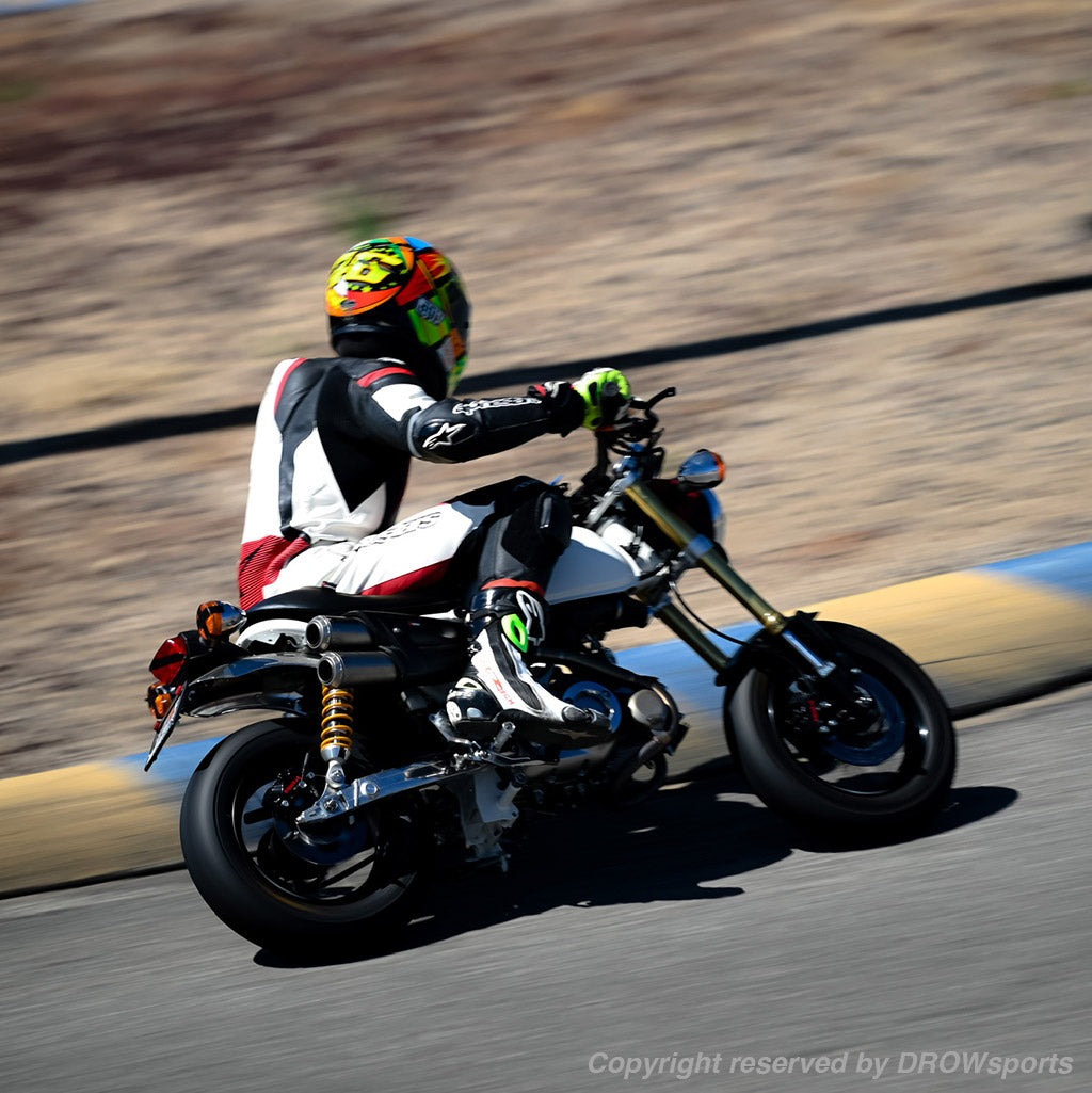 Tracking Over Racing Honda Monkey 125 Rearsets